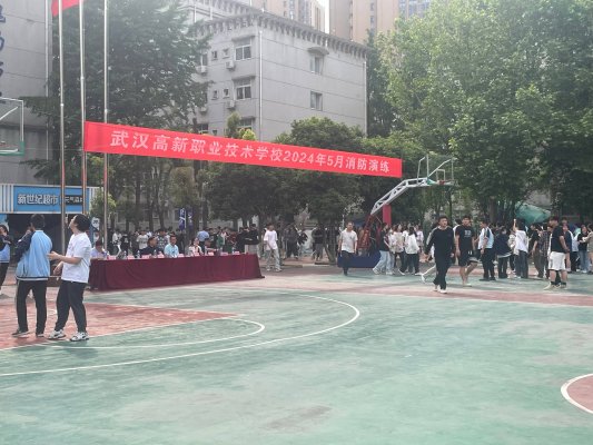 武汉高新职业技术学校2024年