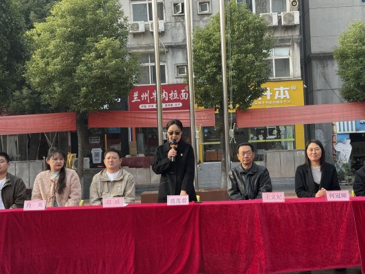 热血青春，荣耀加冕——武汉高新职业技术学校第四届“高新杯”篮球赛圆满落幕