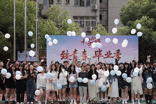 美丽校园一角